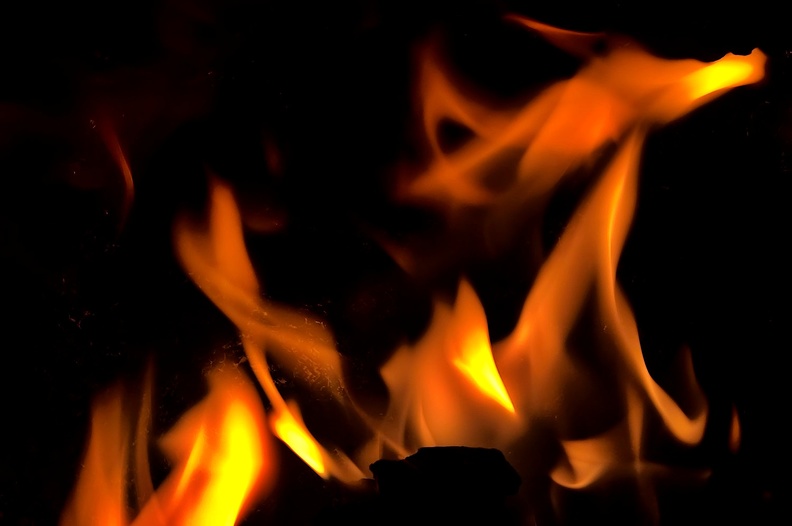 flames 2009.08_as.jpg