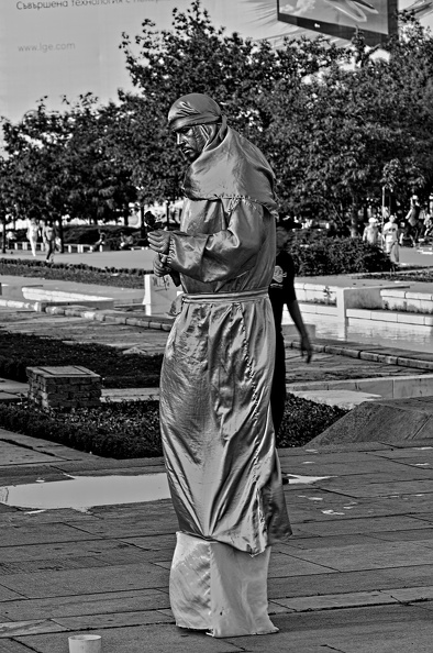 statue 2009.01_rt_bw.jpg