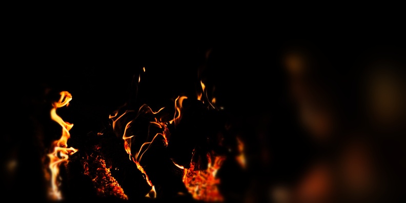 flames 2022.12_rt_blur.jpg