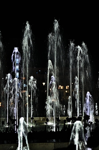 NDK fountain 2022.07_rt.jpg