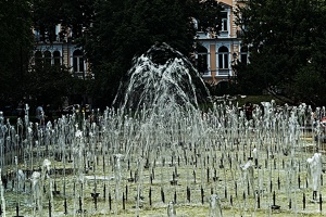 city garden fountain 2022.01 rt