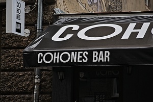 cohones bar 2022.01 rt