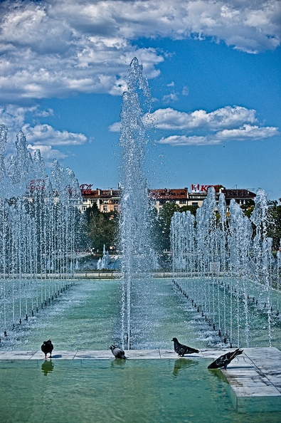 NDK fountain 2022.01_rt.jpg