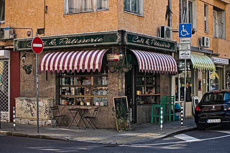 café & pâtisserie 2022.03_rt.jpg