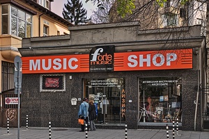 music shop 2011.01 rt