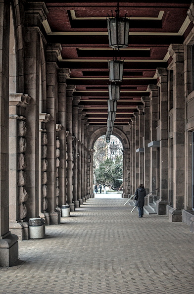 colonnade.2024.02_dt.jpg