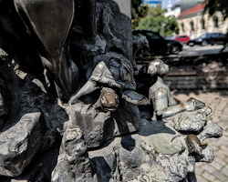 sculpture fragment 2025.04 dt (1)