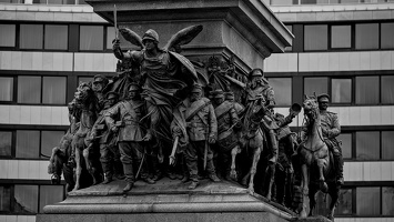 king liberator 2025.02 dt bw